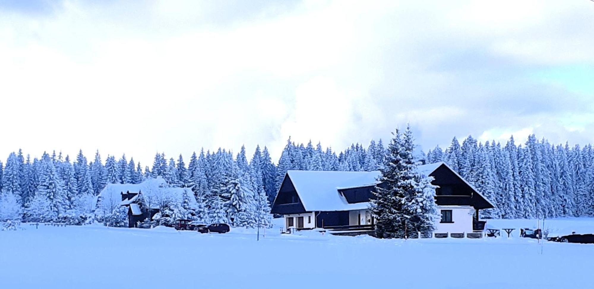 Horska Kvilda - Ubytovani U Chvalu Exterior foto